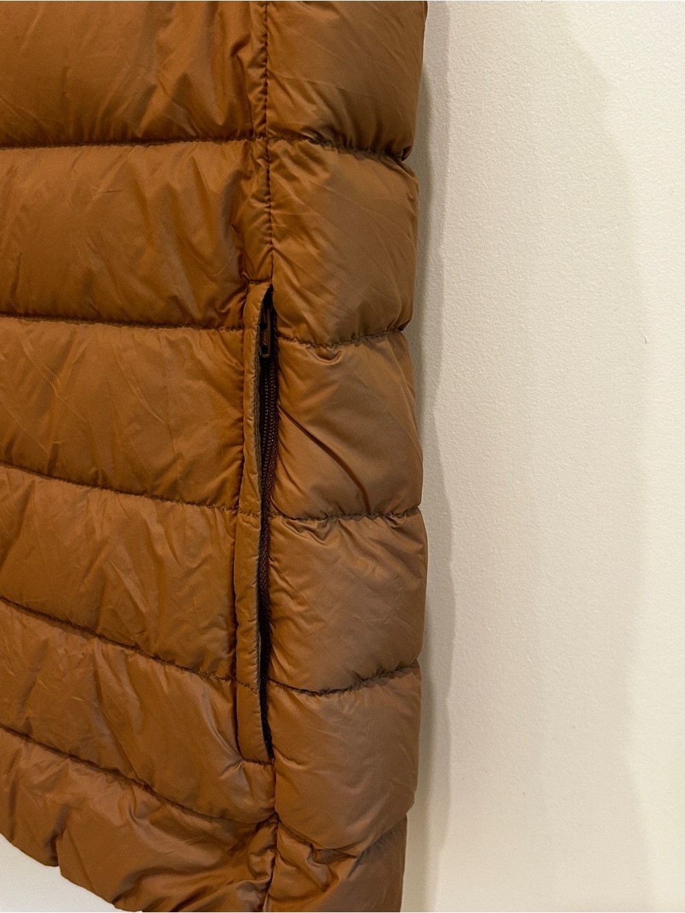 Uniqlo Tan Packable Puffer Vest - Picture 3 of 4